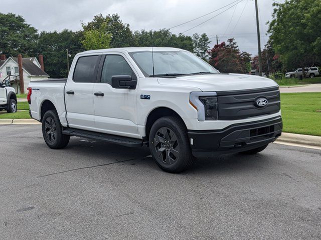 2024 Ford F-150 Lightning Pro