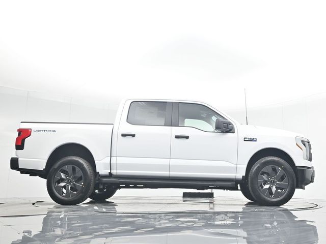 2024 Ford F-150 Lightning Pro