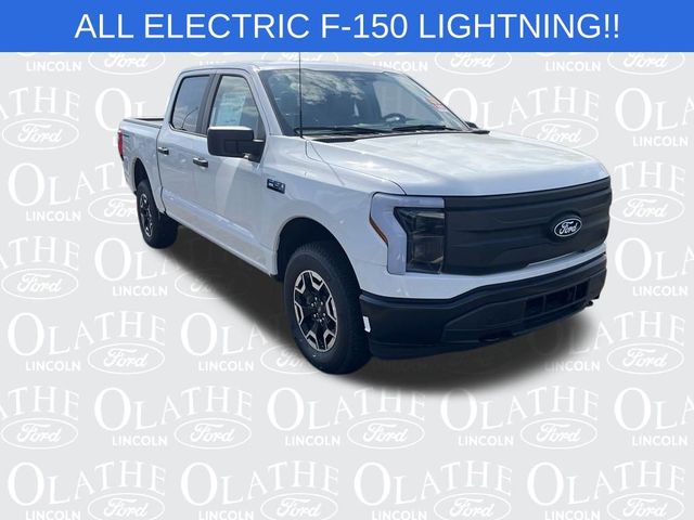 2024 Ford F-150 Lightning Pro