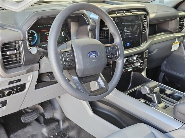 2024 Ford F-150 Lightning Pro