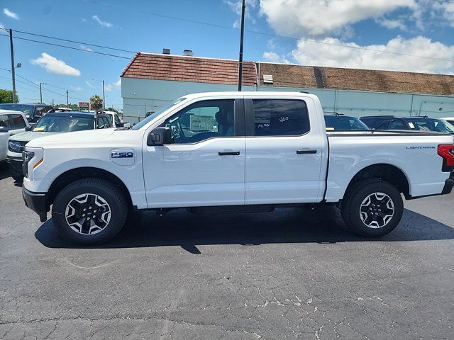 2024 Ford F-150 Lightning Pro