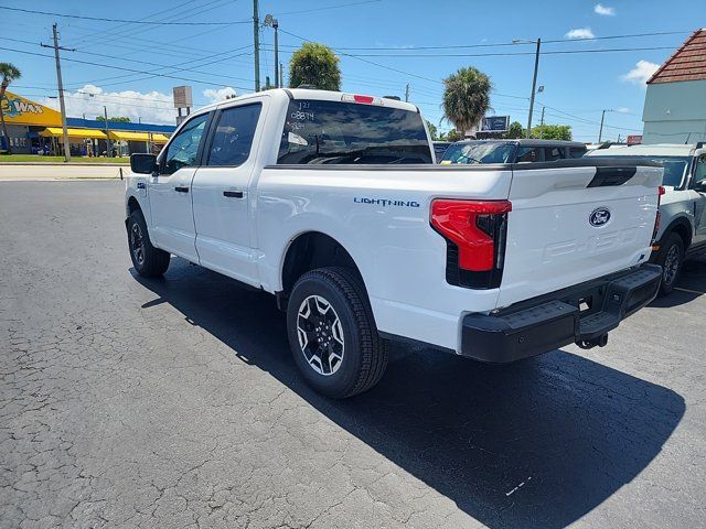 2024 Ford F-150 Lightning Pro