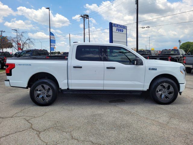 2024 Ford F-150 Lightning XLT