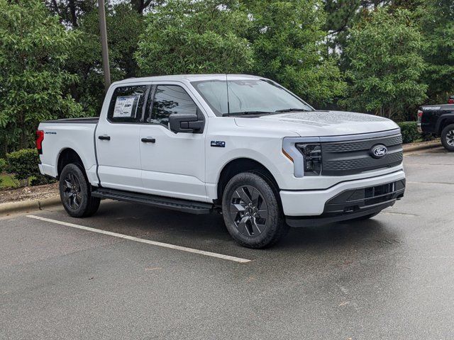 2024 Ford F-150 Lightning XLT