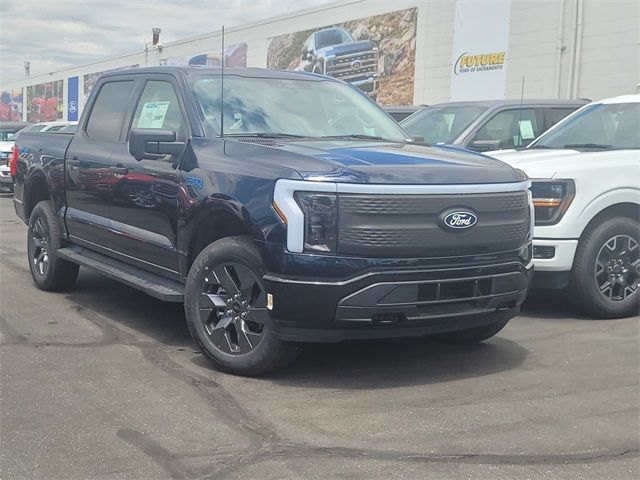 2024 Ford F-150 Lightning XLT