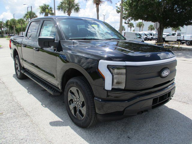 2024 Ford F-150 Lightning XLT