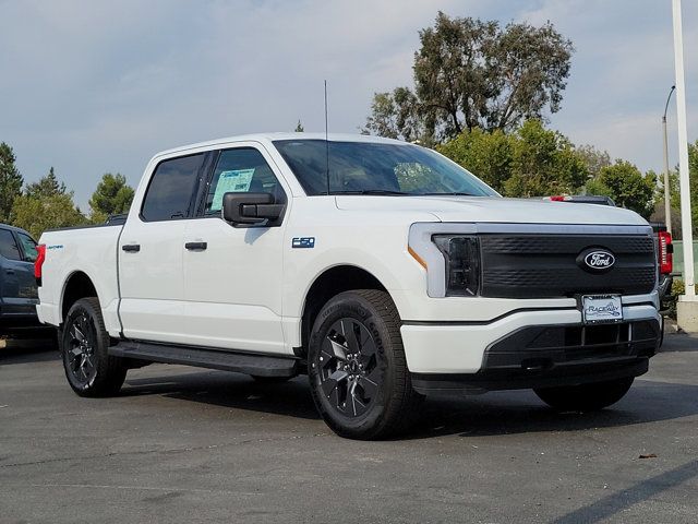 2024 Ford F-150 Lightning XLT