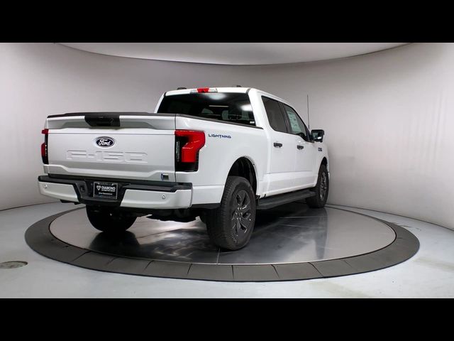 2024 Ford F-150 Lightning XLT