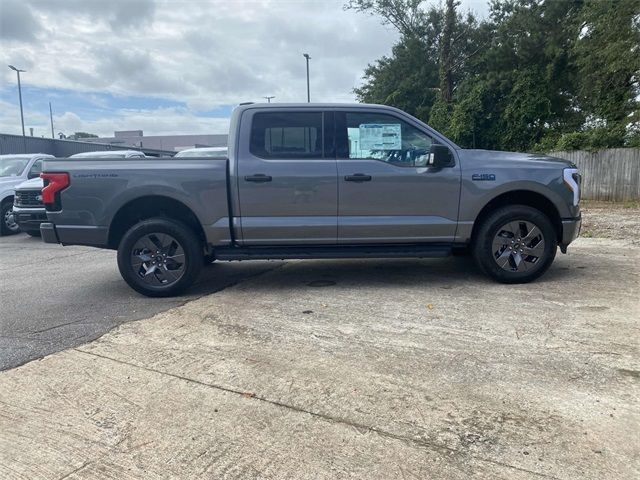 2024 Ford F-150 Lightning XLT