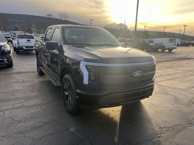 2024 Ford F-150 Lightning XLT