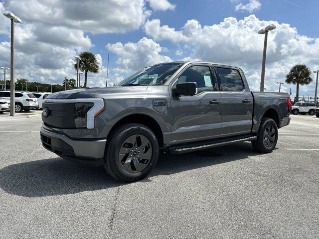 2024 Ford F-150 Lightning XLT