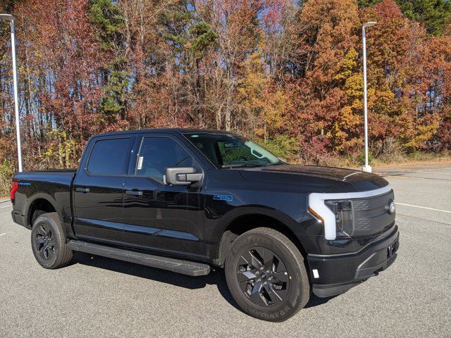 2024 Ford F-150 Lightning XLT