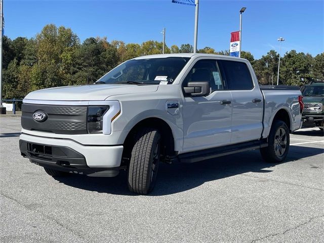 2024 Ford F-150 Lightning XLT