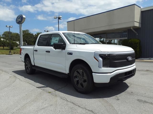 2024 Ford F-150 Lightning XLT