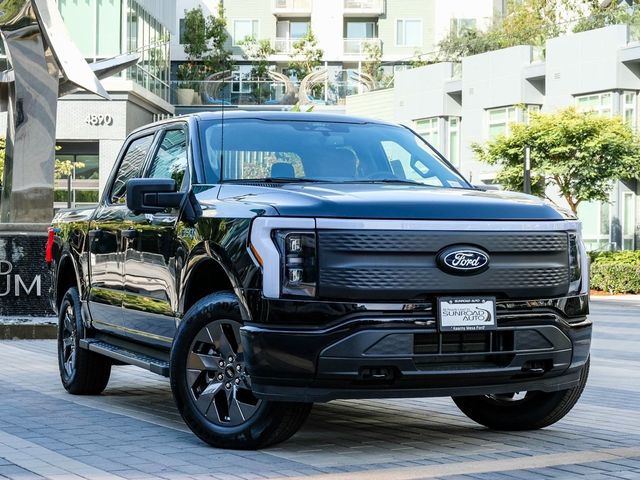 2024 Ford F-150 Lightning XLT