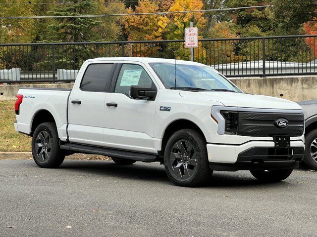 2024 Ford F-150 Lightning XLT