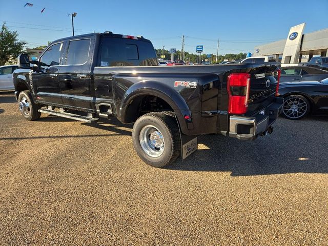 2024 Ford F-350 Lariat