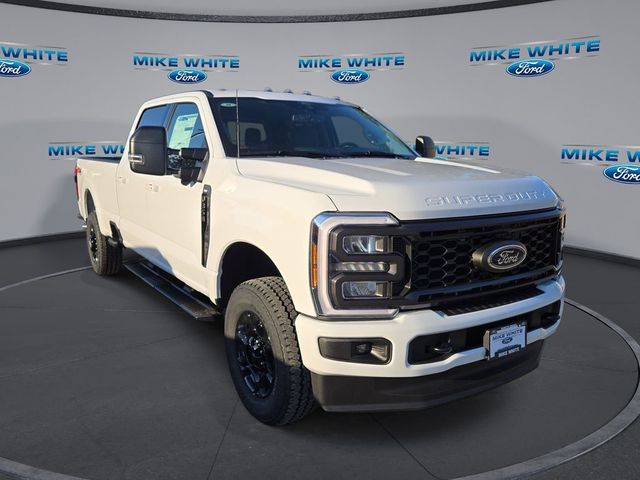 2024 Ford F-350 XLT