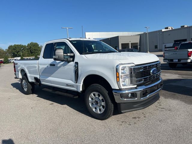 2024 Ford F-350 XLT