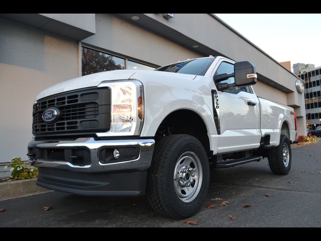 2024 Ford F-350 XL