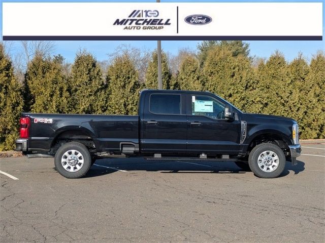 2024 Ford F-350 XLT