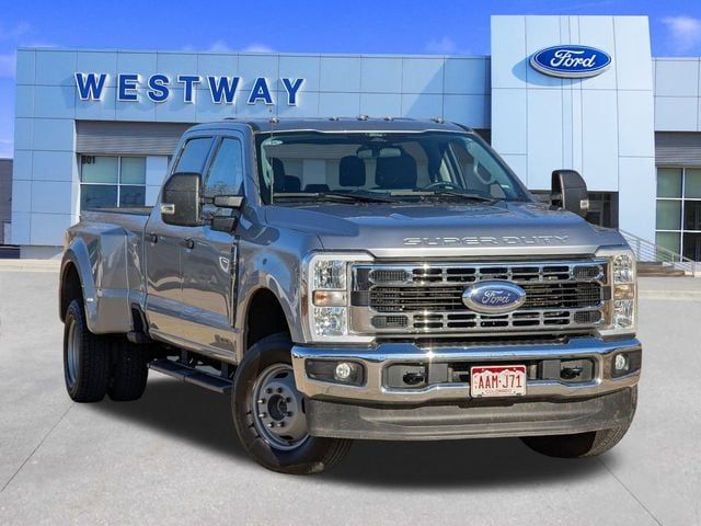 2024 Ford F-350 XLT