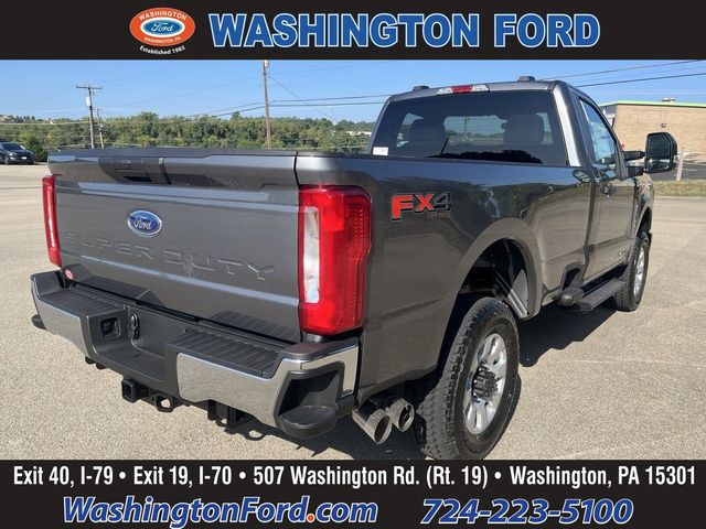 2024 Ford F-350 XLT