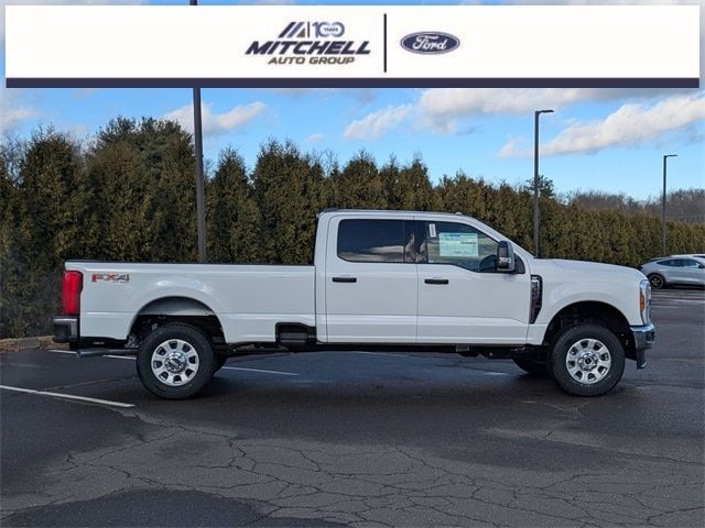 2024 Ford F-350 XLT