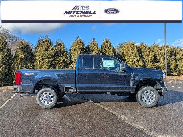 2024 Ford F-350 XLT