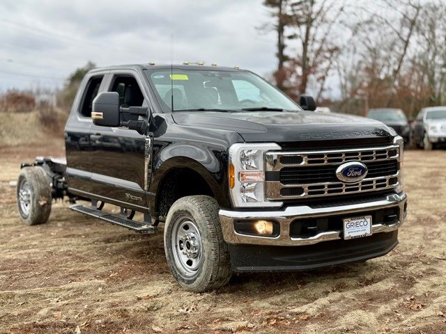 2024 Ford F-350 XL