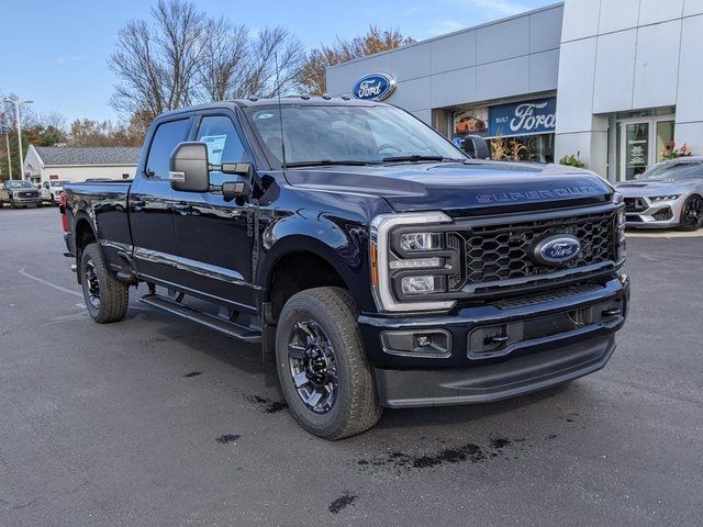 2024 Ford F-350 XLT