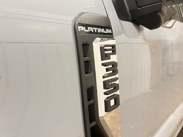 2024 Ford F-350 Platinum