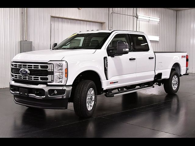 2024 Ford F-350 XLT