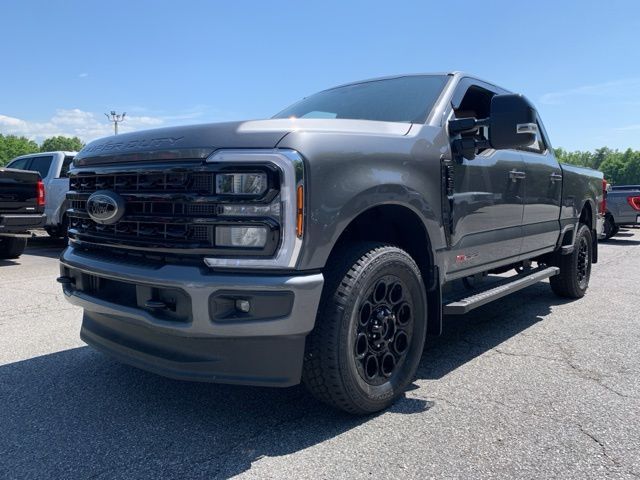 2024 Ford F-350 Lariat