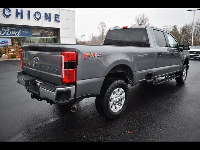 2024 Ford F-350 XLT