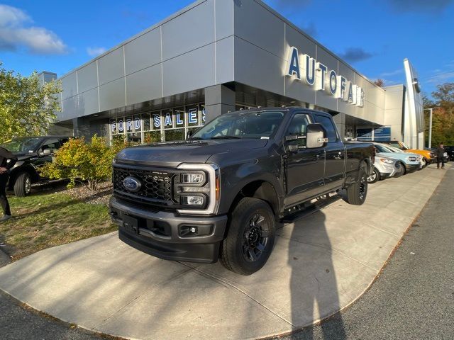 2024 Ford F-350 Lariat