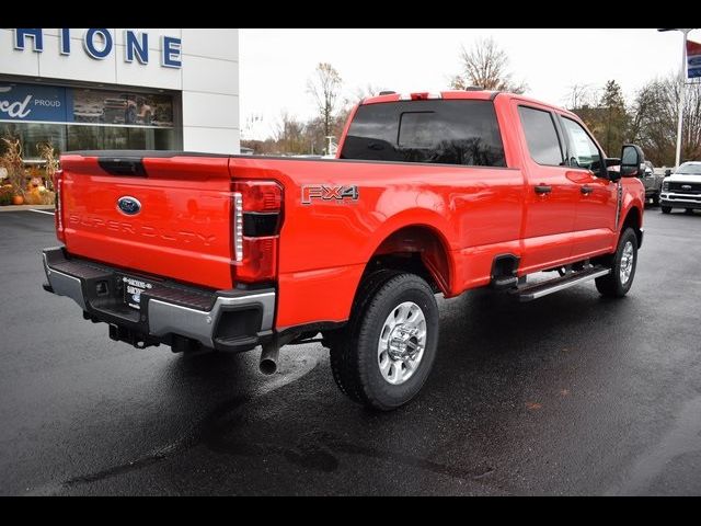 2024 Ford F-350 XLT