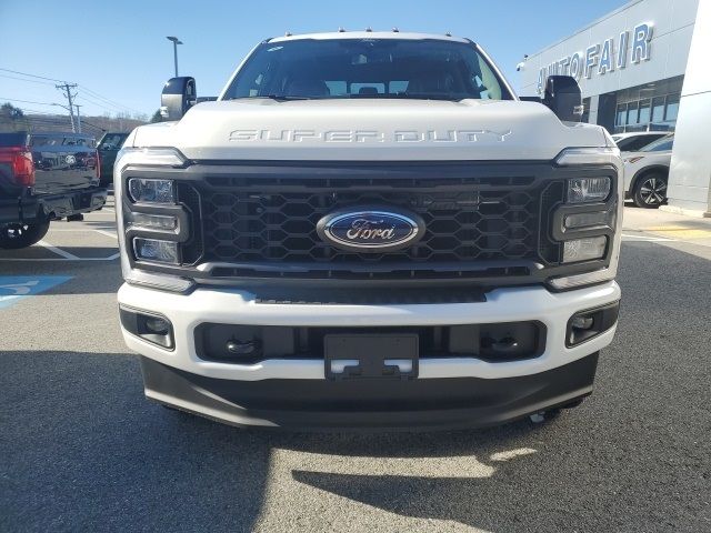 2024 Ford F-350 Lariat