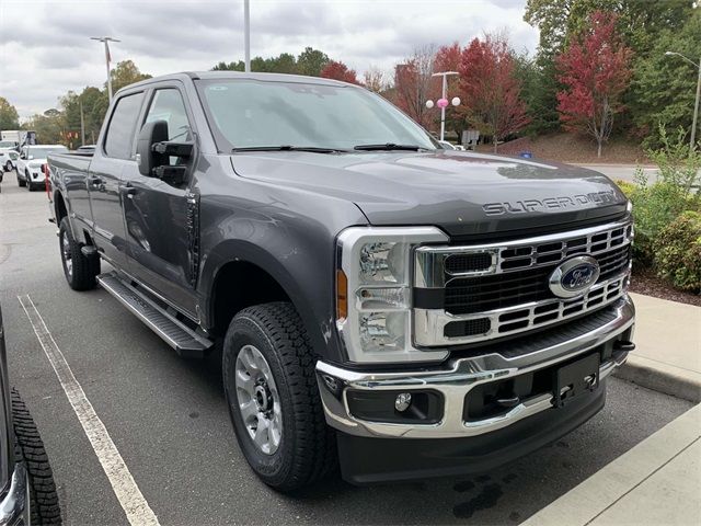 2024 Ford F-350 XLT