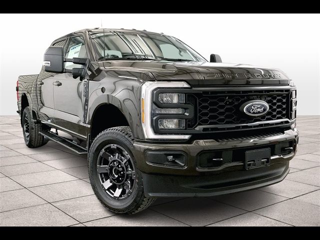 2024 Ford F-350 XLT