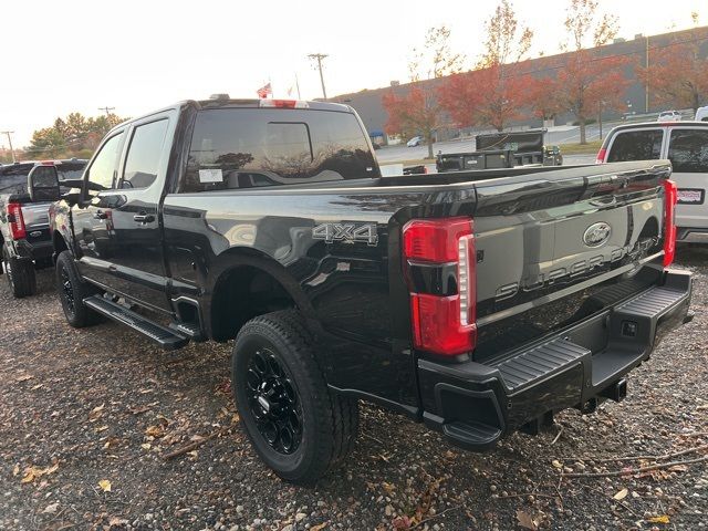 2024 Ford F-350 Lariat