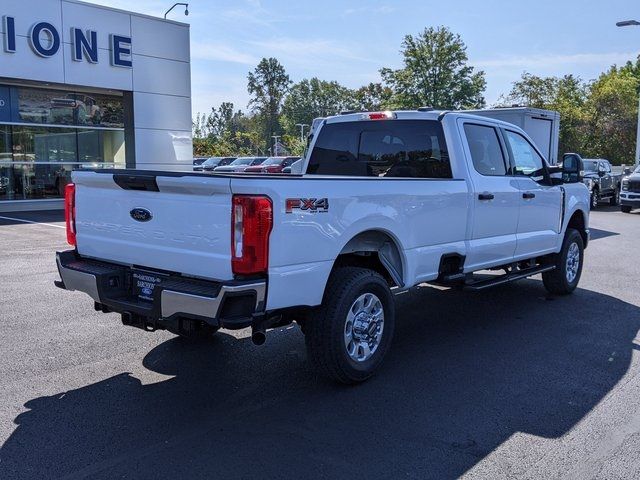 2024 Ford F-350 XLT