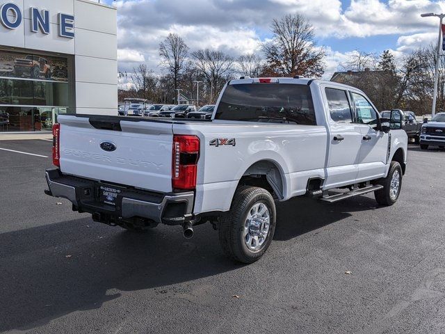 2024 Ford F-350 XLT