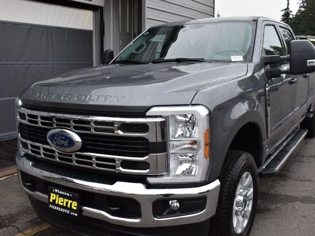 2024 Ford F-350 XLT