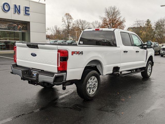 2024 Ford F-350 XLT