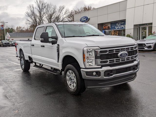 2024 Ford F-350 XLT