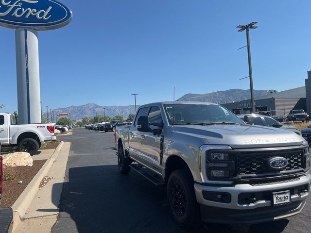 2024 Ford F-350 XLT