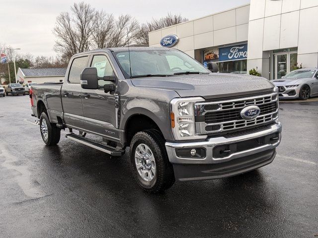 2024 Ford F-350 XLT