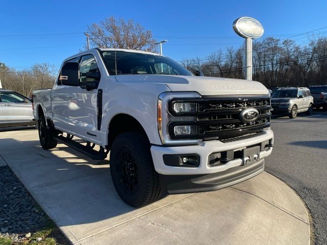 2024 Ford F-350 Lariat