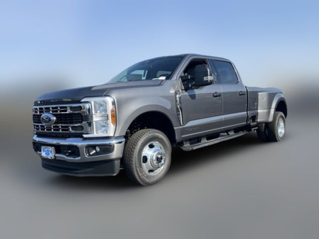 2024 Ford F-350 XLT